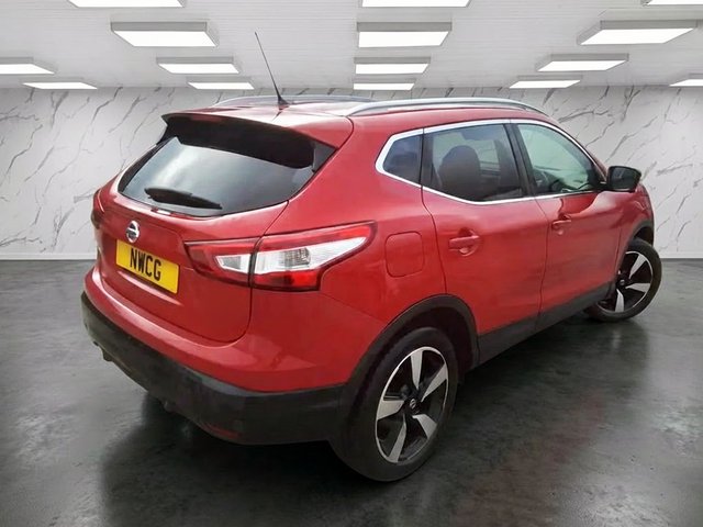 2015 NISSAN QASHQAI - Photo 4