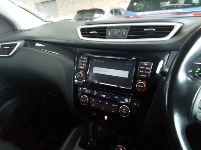 2015 NISSAN QASHQAI - Photo 6