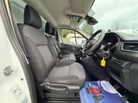 USED 2022 72 RENAULT TRAFIC 2.0 dCi Blue SL28 Business Panel Van 5dr Diesel Manual L1 H1 Euro 6 (s/s) (130 ps) 1 OWNER! FULL SERVICE HISTORY