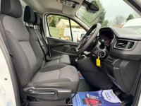 USED 2022 72 RENAULT TRAFIC 2.0 dCi Blue SL28 Business Panel Van 5dr Diesel Manual L1 H1 Euro 6 (s/s) (130 ps) 1 OWNER! FULL SERVICE HISTORY