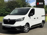 USED 2022 72 RENAULT TRAFIC 2.0 dCi Blue SL28 Business Panel Van 5dr Diesel Manual L1 H1 Euro 6 (s/s) (130 ps) 1 OWNER! FULL SERVICE HISTORY