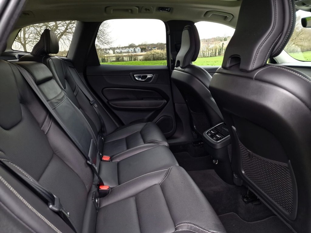 USED 2019 69 VOLVO XC60 2.0 B5 MHEV Inscription Pro SUV 5dr Diesel Hybrid Auto AWD Euro 6 (s/s) (235 ps) FINANCE AVAILABLE