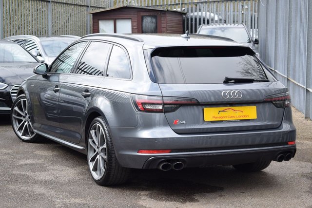 View our AUDI S4 AVANT