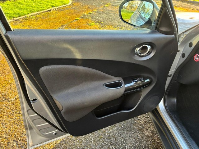 2014 NISSAN JUKE - Photo 11