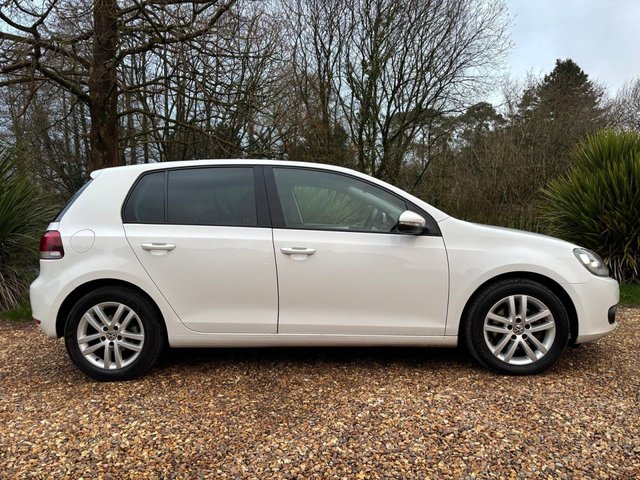 2012 VOLKSWAGEN GOLF 2.0 TDI GT (Leather) Hatchback 5dr Diesel Manual Euro 5 (140 ps) - Photo 9
