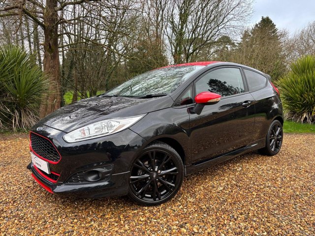 2016 FORD FIESTA 1.0T EcoBoost Zetec S Hatchback 3dr Petrol Manual Euro 6 (s/s) (140 ps) - Photo 2