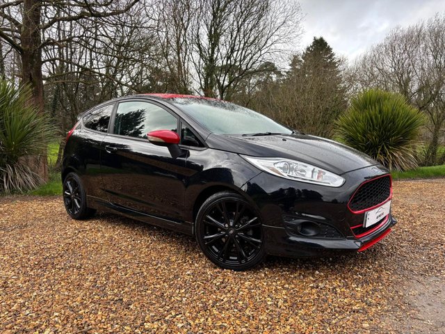 2016 FORD FIESTA 1.0T EcoBoost Zetec S Hatchback 3dr Petrol Manual Euro 6 (s/s) (140 ps) - Photo 3