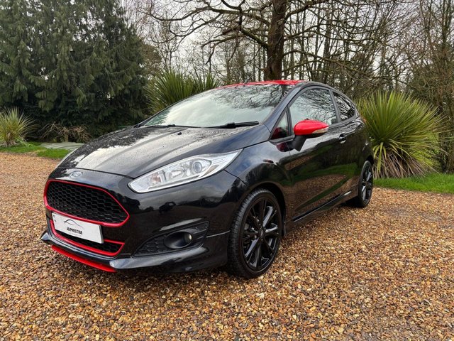 2016 FORD FIESTA 1.0T EcoBoost Zetec S Hatchback 3dr Petrol Manual Euro 6 (s/s) (140 ps) - Photo 11