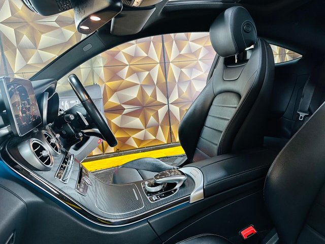 2017 Mercedes-Benz C CLASS 2.1 C250d AMG Line (Premium Plus) G-Tronic+ Euro 6 (s/s) 2dr - Photo 10