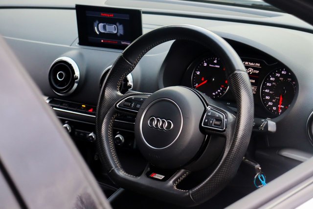 2016 AUDI A3 - Photo 2