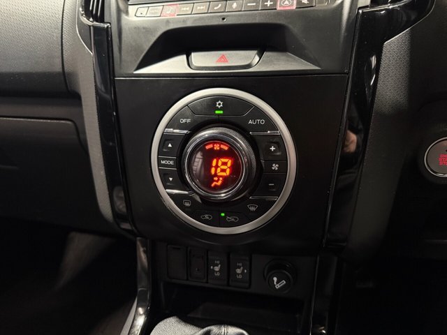 2018 ISUZU D-MAX - Photo 10