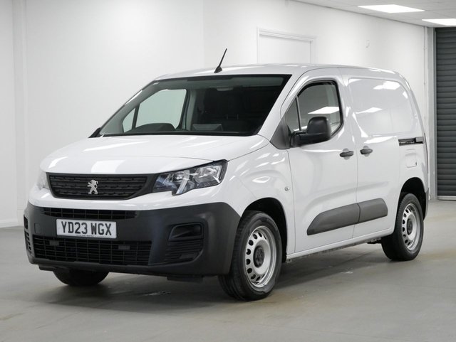 View our Peugeot Partner 1.5 BLUEHDI 100 BHP SWB PROFESSIONAL PREMIUM PLUS