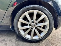 USED 2013 13 VOLKSWAGEN GOLF 1.4 TSI BlueMotion Tech ACT GT Hatchback 5dr Petrol DSG Euro 6 (s/s) (140 ps) 1 OWNER + LOW TAX + HEATED LEATHER + NAVIGATION +10 SERVCIE STAMPS