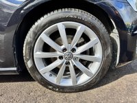 USED 2013 13 VOLKSWAGEN GOLF 1.4 TSI BlueMotion Tech ACT GT Hatchback 5dr Petrol DSG Euro 6 (s/s) (140 ps) 1 OWNER + LOW TAX + HEATED LEATHER + NAVIGATION +10 SERVCIE STAMPS