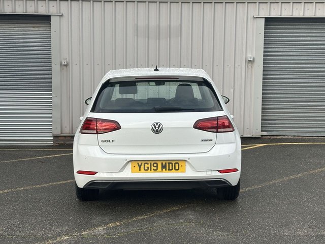 2019 VOLKSWAGEN GOLF - Photo 4