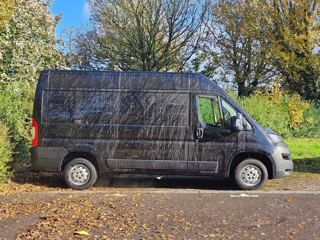 View our PEUGEOT BOXER