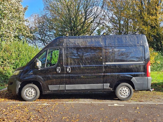 View our PEUGEOT BOXER