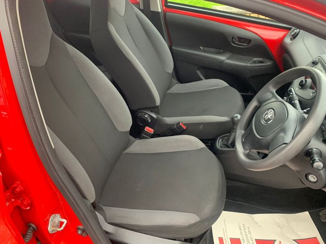 2020 TOYOTA AYGO - Photo 6