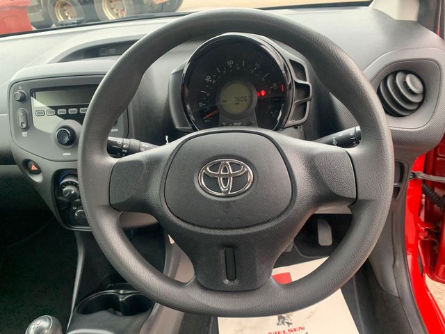 2020 TOYOTA AYGO - Photo 12