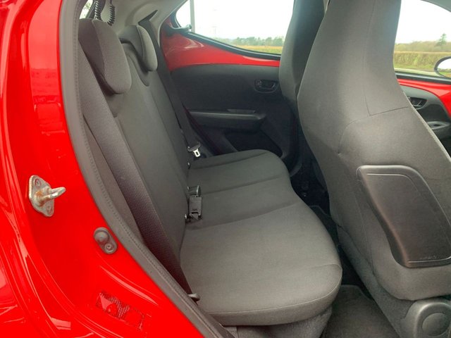 2020 TOYOTA AYGO - Photo 10