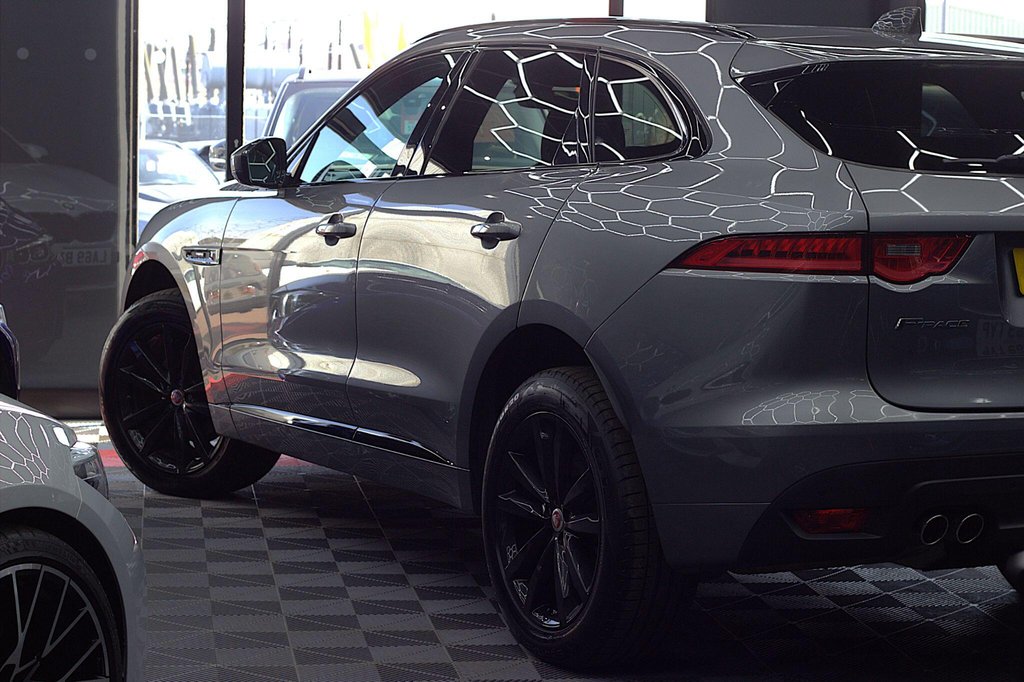 USED 2020 20 JAGUAR F-PACE 2.0 D180 Chequered Flag Auto AWD Euro 6 (s/s) 5dr FREE 12 MONTHS WARRANTY +