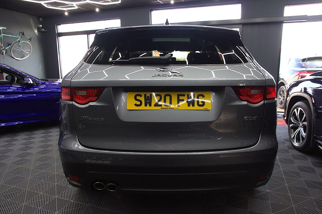 USED 2020 20 JAGUAR F-PACE 2.0 D180 Chequered Flag Auto AWD Euro 6 (s/s) 5dr FREE 12 MONTHS WARRANTY +