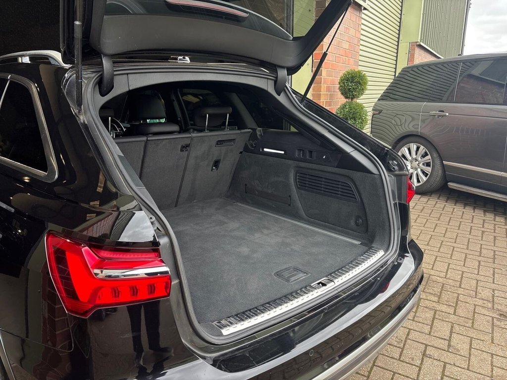 USED 2020 70 AUDI ALLROAD 3.0 TDI V6 45 Sport Estate 5dr Diesel Tiptronic quattro Euro 6 (s/s) (231 ps) 2 OWNERS | FULL HISTORY