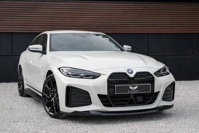 View our BMW I4