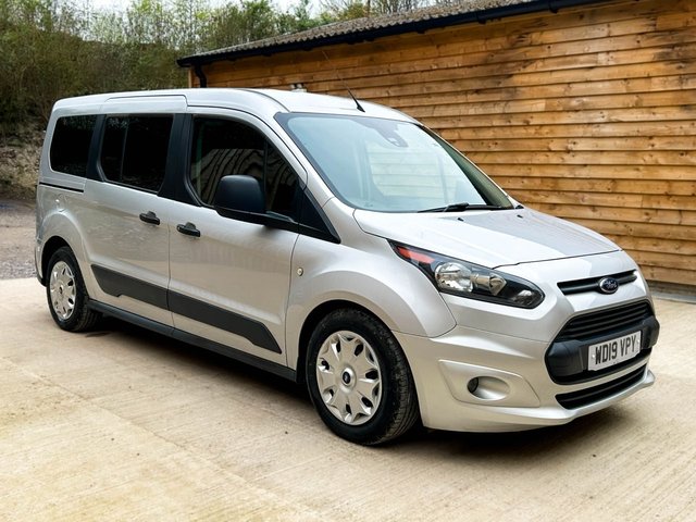 View our FORD GRAND TOURNEO CONNECT