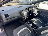 USED 2018 18 KIA CEED 1.6 CRDi GT-Line Hatchback 5dr Diesel Manual Euro 6 (s/s) (134 bhp) NAVIGATION + CRUISE + APPLE CARPLAY + ANDROID AUTO + FSH