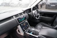 USED 2018 68 LAND ROVER RANGE ROVER 3.0 SD V6 Vogue SE SUV 5dr Diesel Auto 4WD Euro 6 (s/s) (275 ps) 