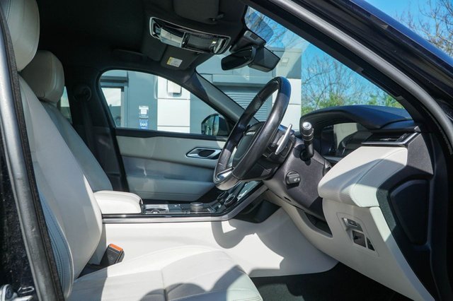 View our LAND ROVER RANGE ROVER VELAR