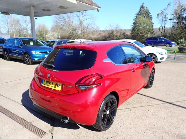 2015 PEUGEOT 208 - Photo 3