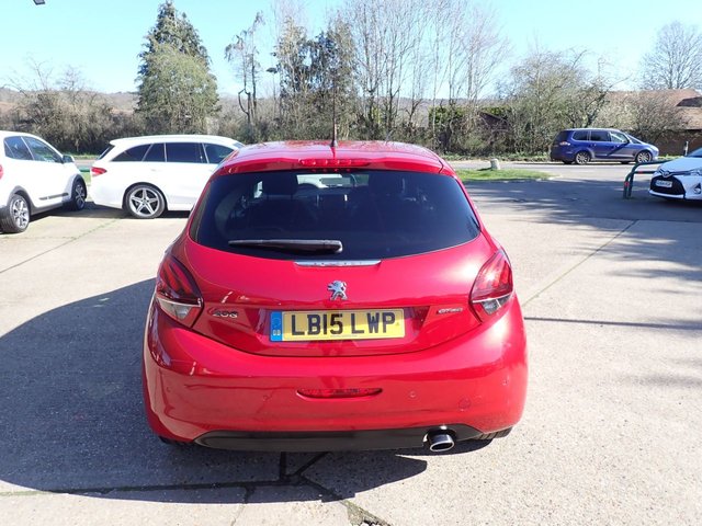 2015 PEUGEOT 208 - Photo 4