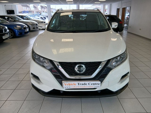 View our NISSAN QASHQAI
