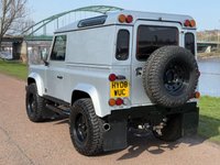 USED 2008 08 LAND ROVER DEFENDER 2.4 TDCi County Hard Top SUV 3dr Diesel Manual 4WD SWB Euro 4 (122 bhp) ***SNORKEL, LED LIGHTS, SUMP GUARD***