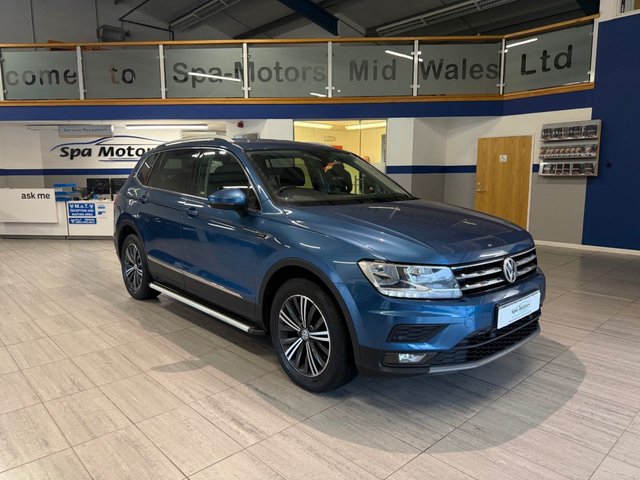 View our Volkswagen Tiguan Allspace 2.0 TDI SE Nav SUV 5dr Diesel DSG 4Motion Euro 6 (s/s) (150 ps)