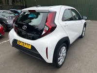 USED 2023 72 TOYOTA AYGO X 1.0 VVT-i Pure Hatchback 5dr Petrol x-shift Euro 6 (s/s) (72 ps) 1 OWNER IMMACULATE EXAMPLE DEALER SERVICED + HIGH SPECIFICATION -NAVIGATION COMPATABLE  +REVERSE PARKING CAMERA + EURO 6