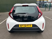 USED 2023 72 TOYOTA AYGO X 1.0 VVT-i Pure Hatchback 5dr Petrol x-shift Euro 6 (s/s) (72 ps) 1 OWNER IMMACULATE EXAMPLE DEALER SERVICED + HIGH SPECIFICATION -NAVIGATION COMPATABLE  +REVERSE PARKING CAMERA + EURO 6