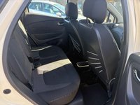 USED 2015 15 RENAULT CAPTUR 1.5 dCi ENERGY Dynamique MediaNav SUV 5dr Diesel Manual Euro 5 (s/s) (90 ps) SAT NAV. DIESEL. &pound;20 ROAD TAX