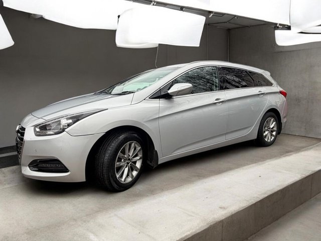 2016 65 HYUNDAI I40 1.7 CRDi Blue Drive SE Nav Tourer 5dr Diesel Manual Euro 6 (s/s) (115 ps) - Photo 5