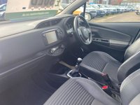 USED 2015 15 TOYOTA YARIS 1.33 Dual VVT-i Excel Hatchback 5dr Petrol Manual Euro 5 Euro 5 (99 ps) Just In Nice Car