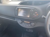 USED 2015 15 TOYOTA YARIS 1.33 Dual VVT-i Excel Hatchback 5dr Petrol Manual Euro 5 Euro 5 (99 ps) Just In Nice Car