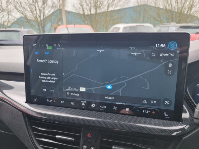 2022 FORD FOCUS - Photo 3