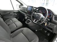 USED 2023 23 RENAULT TRAFIC 30 2.0 BLUEDCI 150 BHP LL LONG SPORT NAV SAT NAV | LONG | 150 BHP | HIGH SPEC
