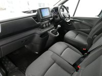 USED 2023 23 RENAULT TRAFIC 30 2.0 BLUEDCI 150 BHP LL LONG SPORT NAV SAT NAV | LONG | 150 BHP | HIGH SPEC