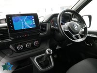 USED 2023 23 RENAULT TRAFIC 30 2.0 BLUEDCI 150 BHP LL LONG SPORT NAV SAT NAV | LONG | 150 BHP | HIGH SPEC