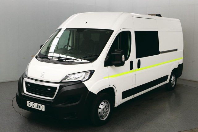 View our Peugeot Boxer range