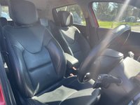 USED 2017 67 RENAULT CLIO 0.9 TCe Signature Nav Hatchback 5dr Petrol Manual Euro 6 (s/s) (90 ps) JUST 2 OWNER+NEW MOT ON SALE