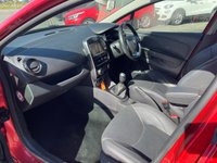USED 2017 67 RENAULT CLIO 0.9 TCe Signature Nav Hatchback 5dr Petrol Manual Euro 6 (s/s) (90 ps) JUST 2 OWNER+NEW MOT ON SALE